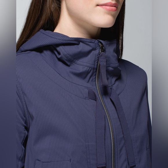 Lululemon YOGI ANORAK jacket (6) - Picture 4 of 4